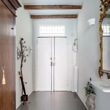 Charming Flat Righi Apartment