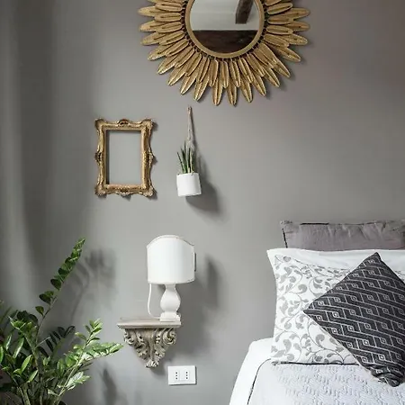 Charming Flat Righi Διαμέρισμα *